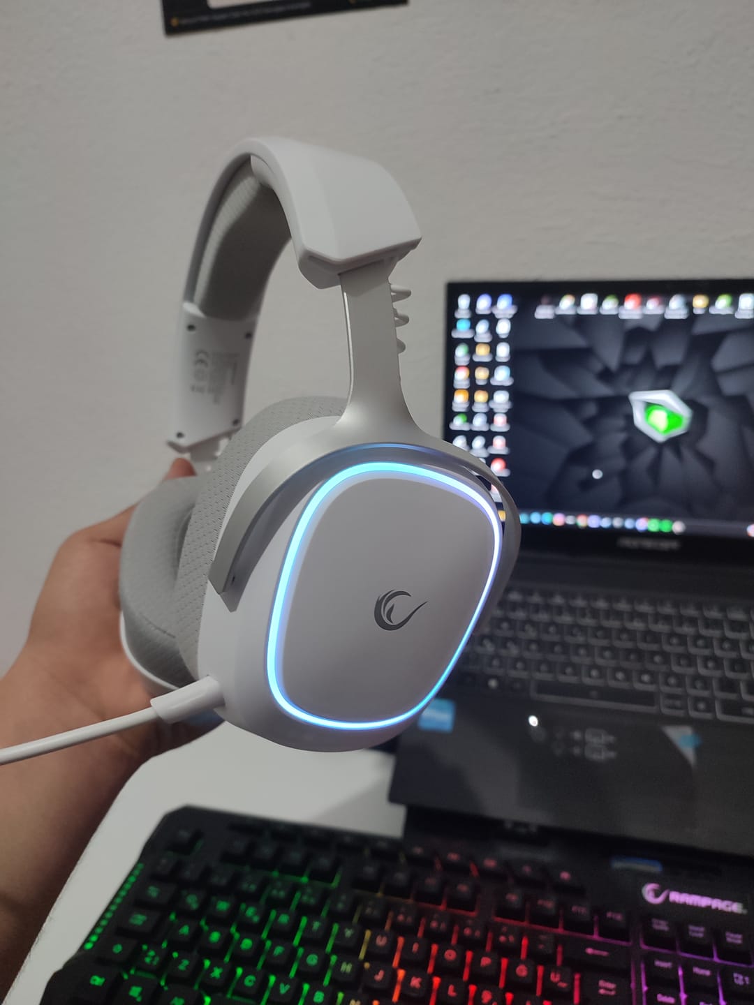 Customer photo review of RETSU - Protein Earpad Kablosuz Mikrofonlu Oyuncu Kulaklığı