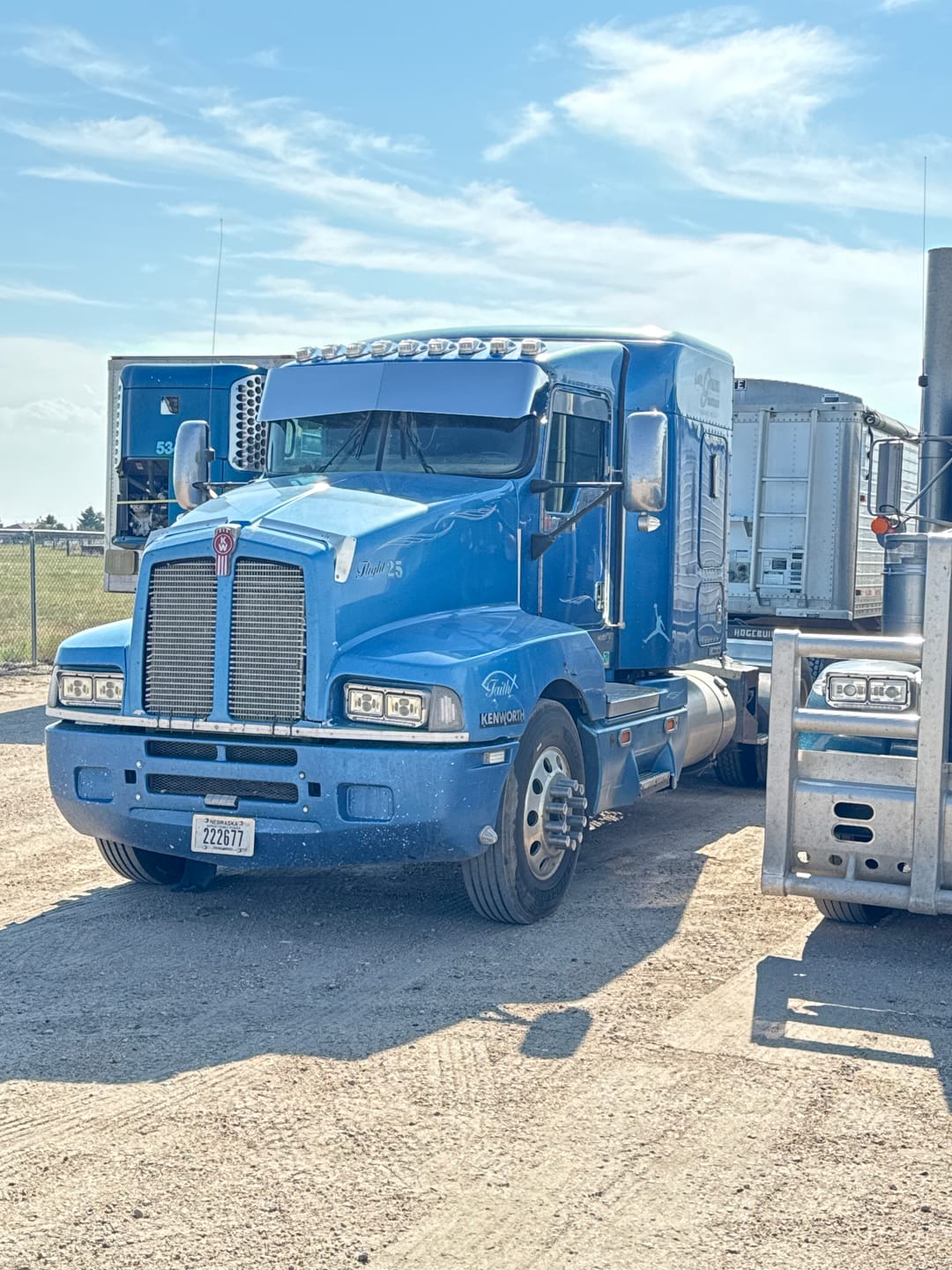 Customer photo review of Rollin Low "Left Lane" 14 guage Kenworth Visor 13x11" Bowtie- #2026
