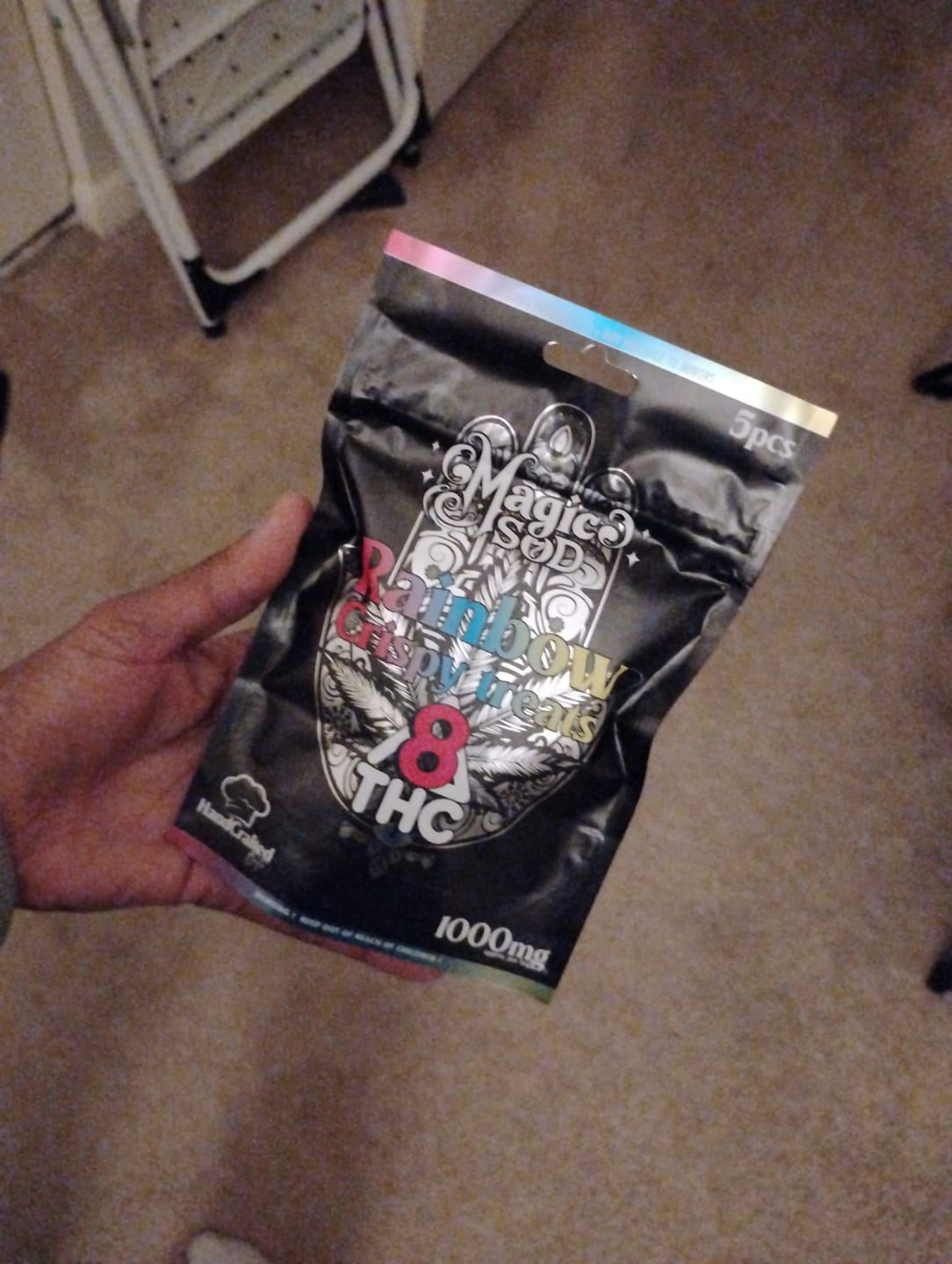 Customer photo review of MAGICSOD Rainbow Crispy Treats Delta 8 THC 1000mg