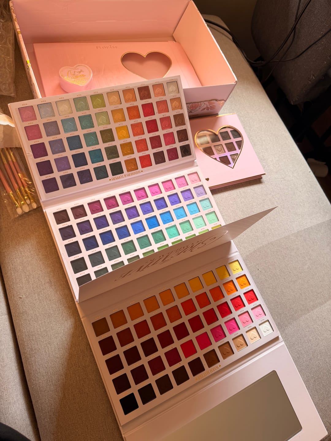 Customer photo review of Creative Comeback XXXL Palette
