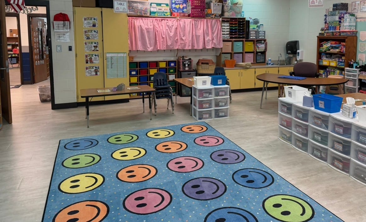 Customer photo review of Smiley Seating