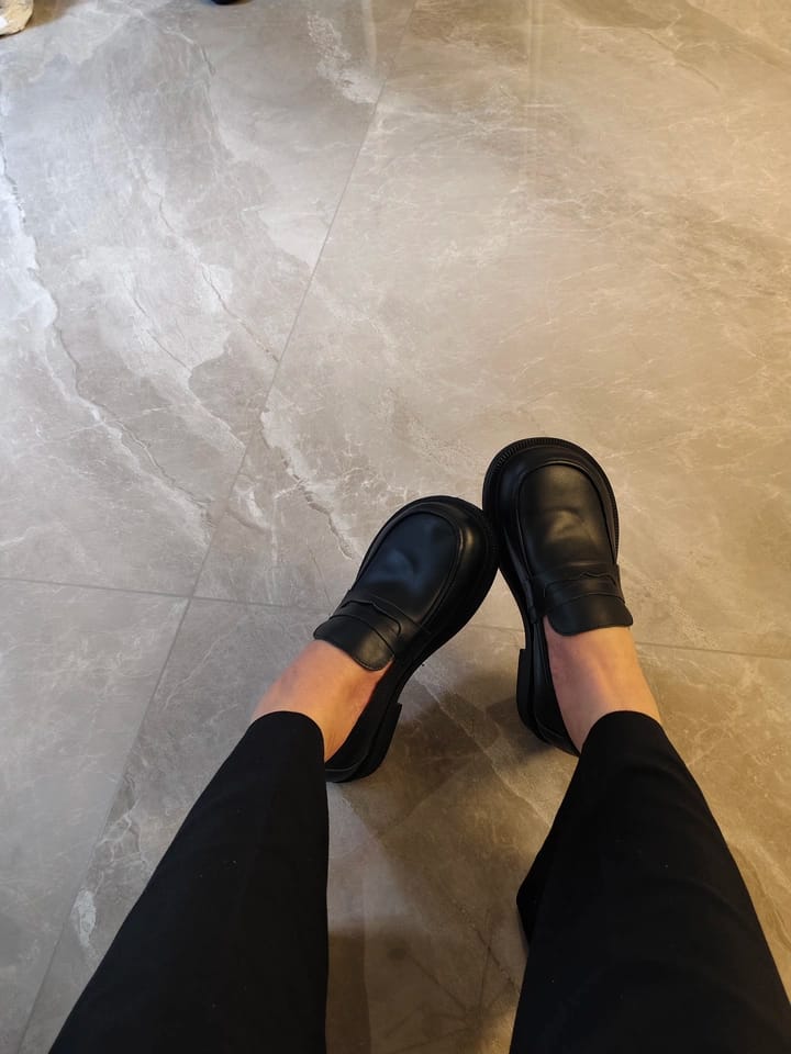 Customer photo review of Comfortable Wide Toe Box Loafers for Women 35-41