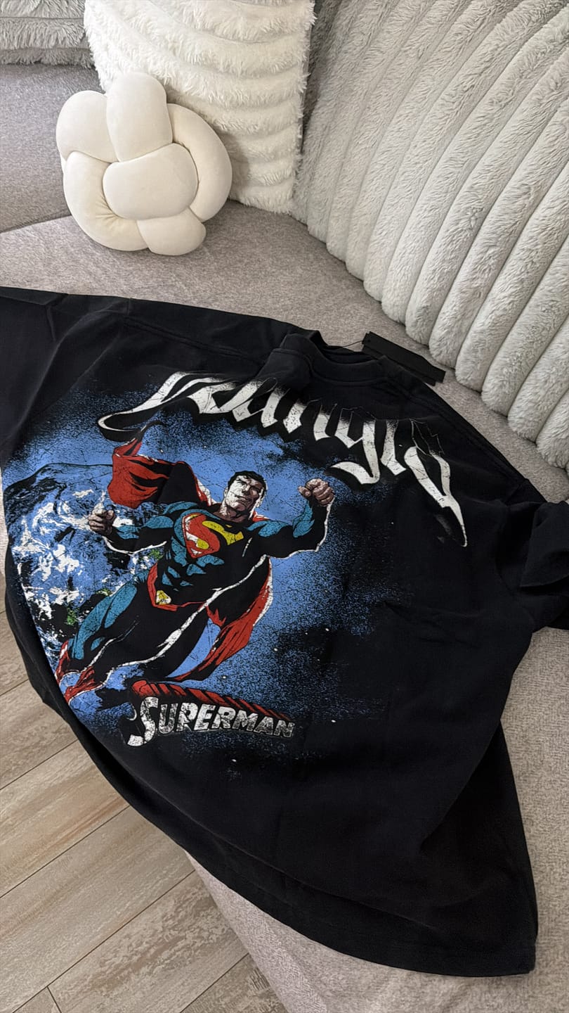 Customer photo review of 4064 - Superman Huge Tees