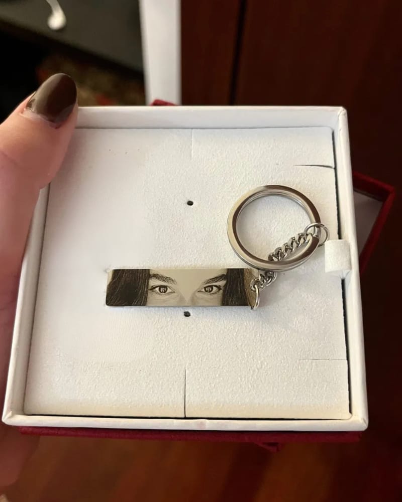 Customer photo review of Custom Eyes Keychain