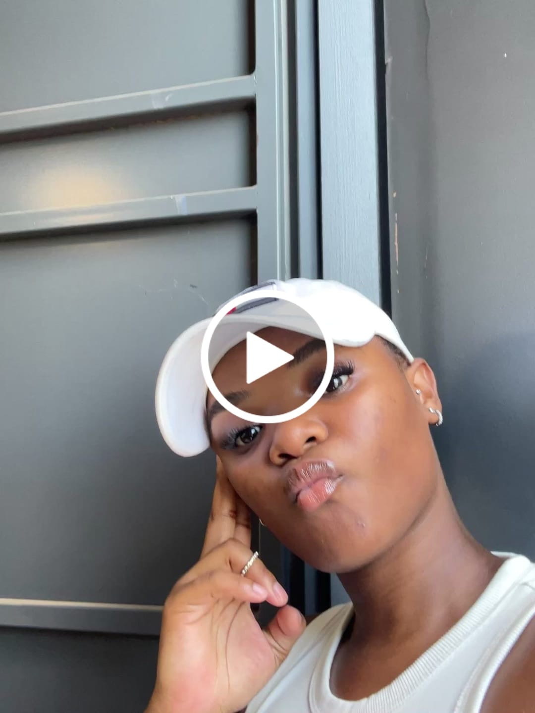 Customer video review of Dreamy Lash Kit