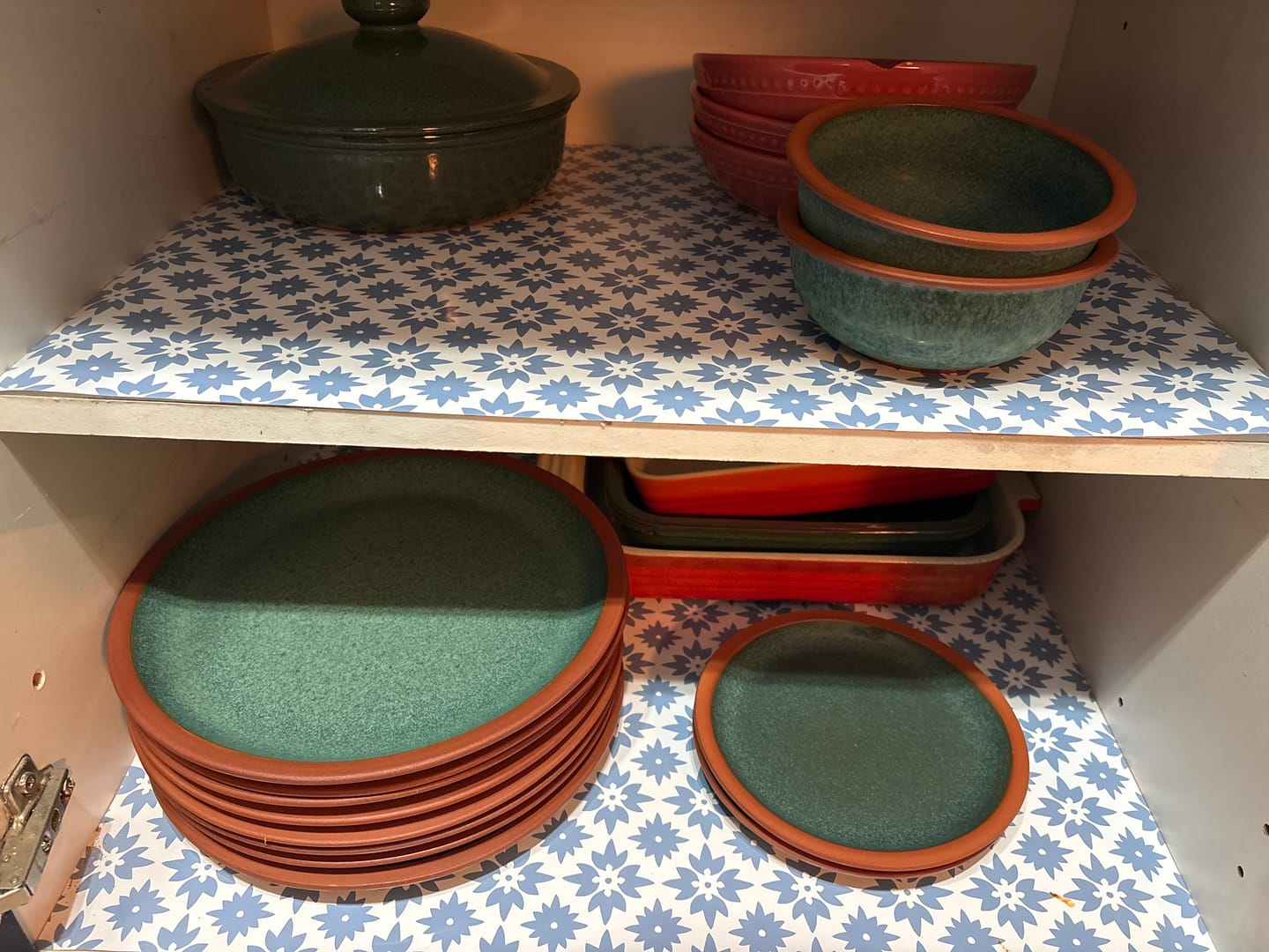 Customer photo review of MOROCCAN MOSAIC Wipe Clean & Unscented Drawer Liners