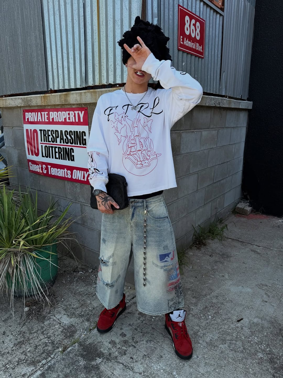 Customer photo review of Punk Graphic Baggy Denim Jorts-579