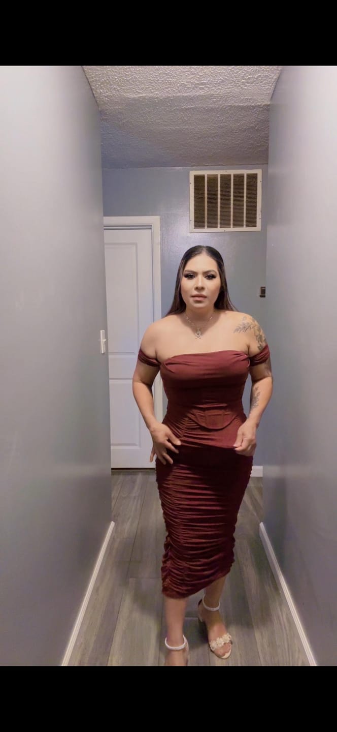 Customer photo review of Scarlett Midi Dress