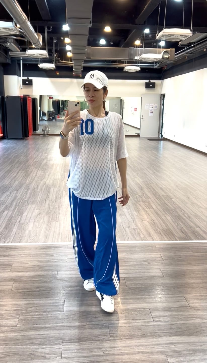 Customer photo review of Dale-Z Double Waisted Slouch Woven Pants