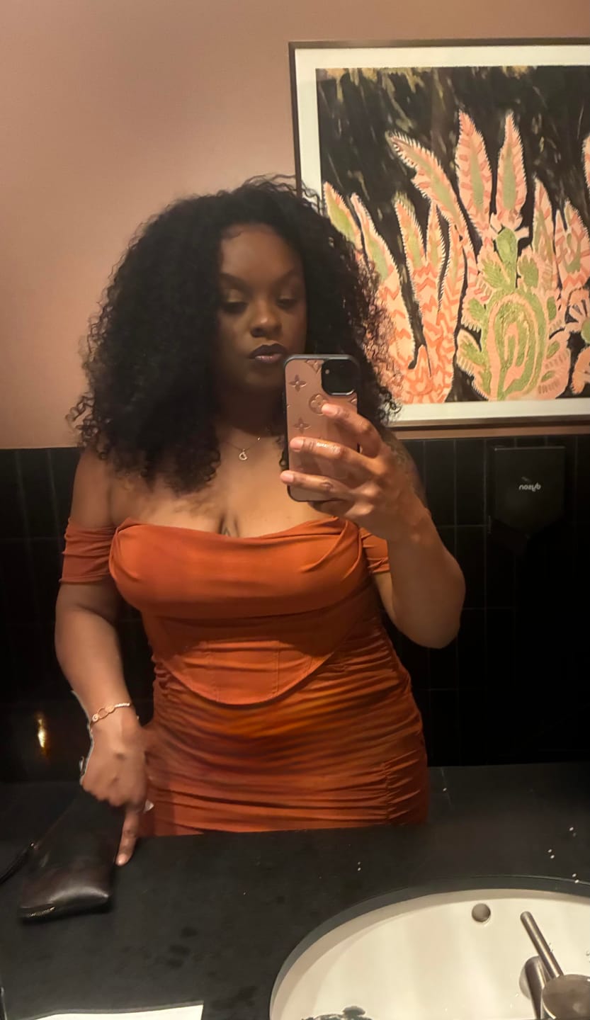 Customer photo review of Scarlett Midi Dress