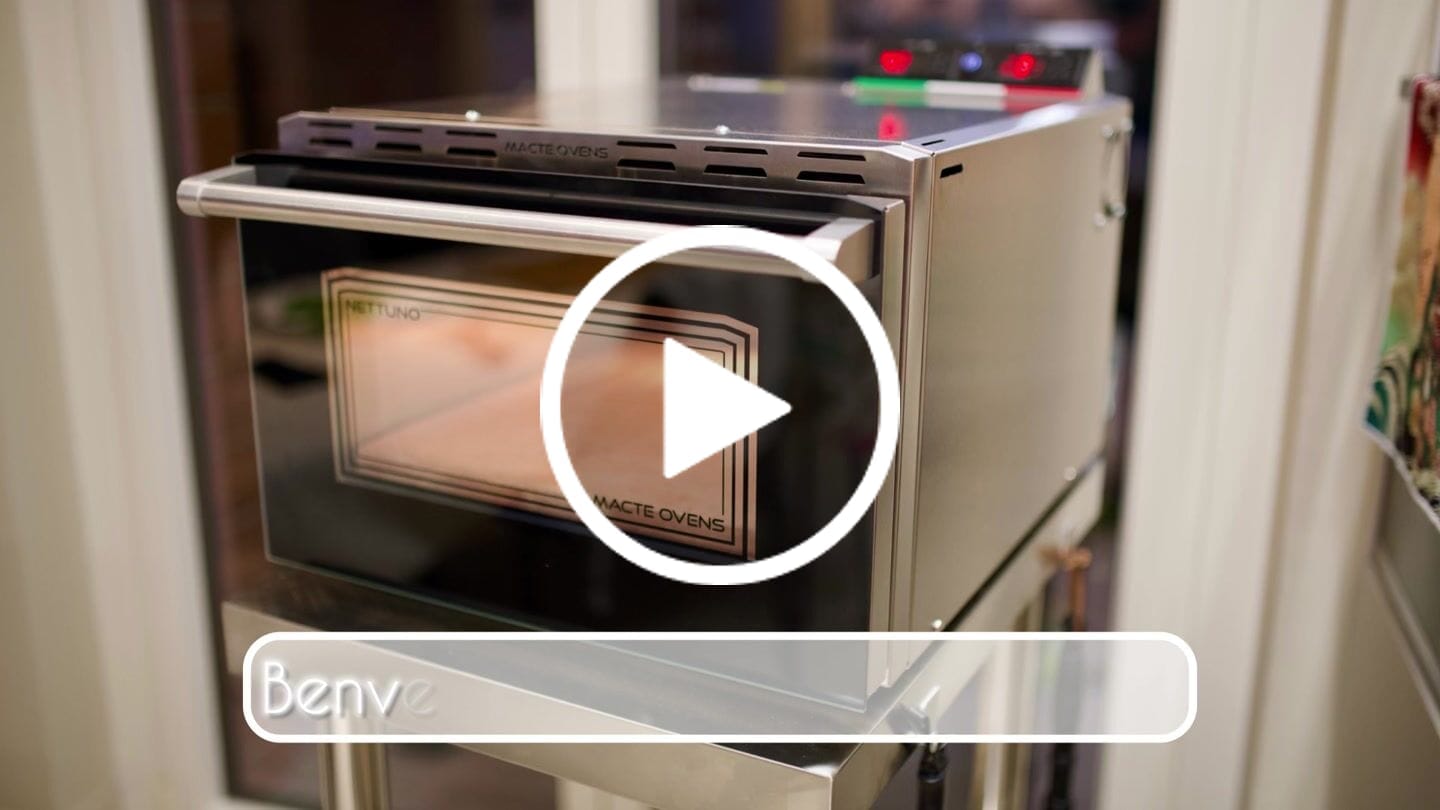 Customer video review of Macte Ovens Nettuno ADVANCED | Forno pizza elettrico