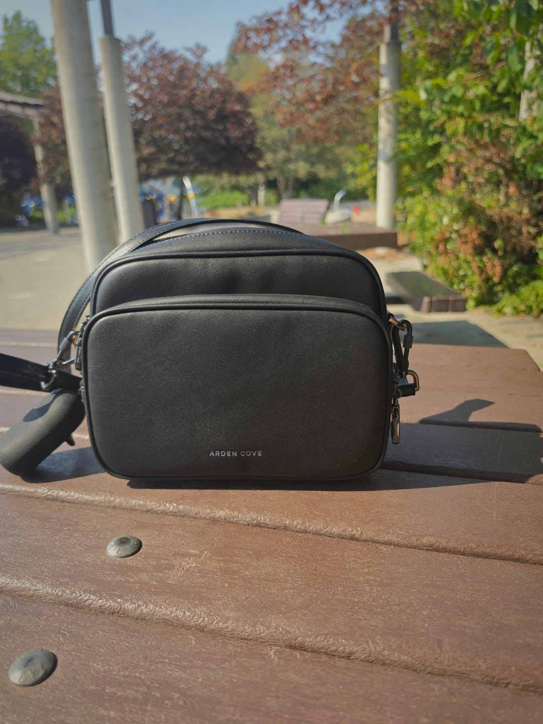 Customer photo review of Verona Crossbody With Slash-Resistant Locking Clasp Straps