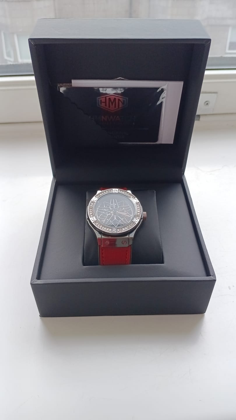 Customer photo review of HMN S6 Diamond Lady Watch