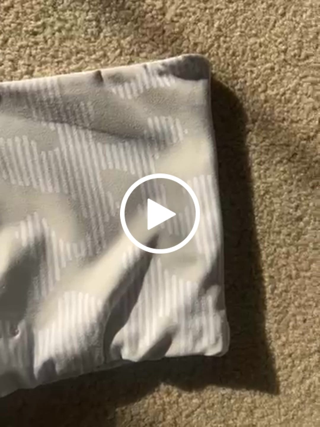 Customer video review of Bandeau Crop - White Camo