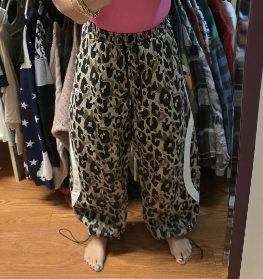 Customer photo review of Aelfric Eden Leopard Stripe Baggy Barrel Sweatpants
