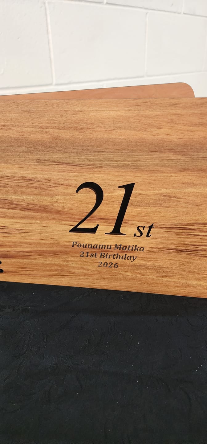 Customer photo review of NZ Rimu 21st Birthday Photo Album Guest Book