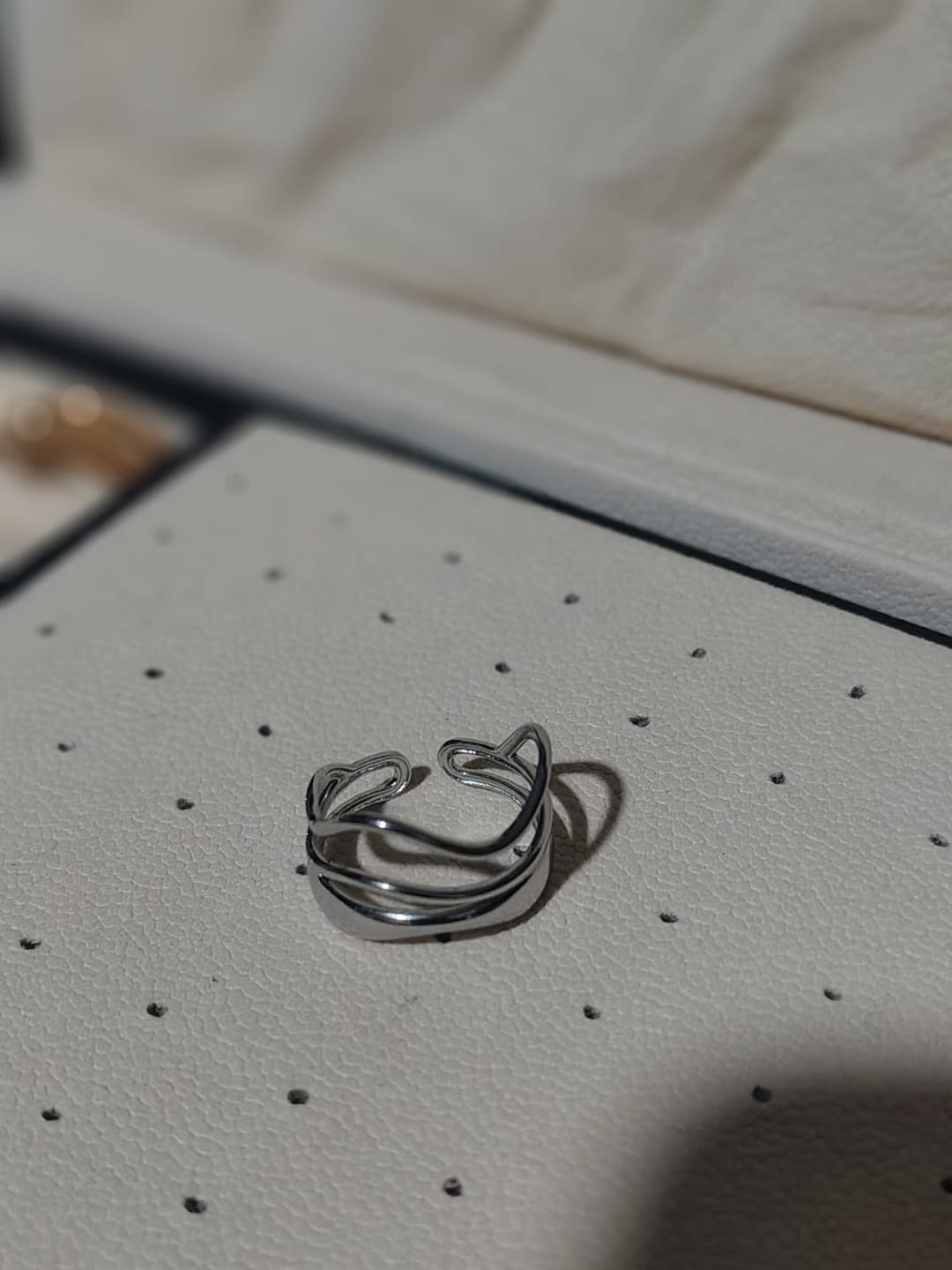Customer photo review of Anillo Ajustable Pietro Plata