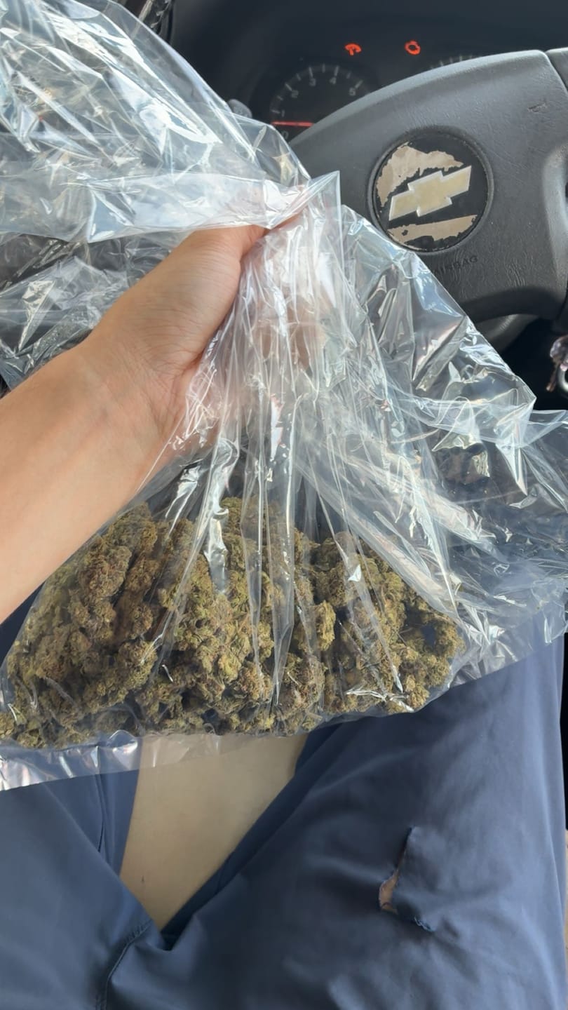 Customer photo review of Runtz - Bulk - Hybrid
