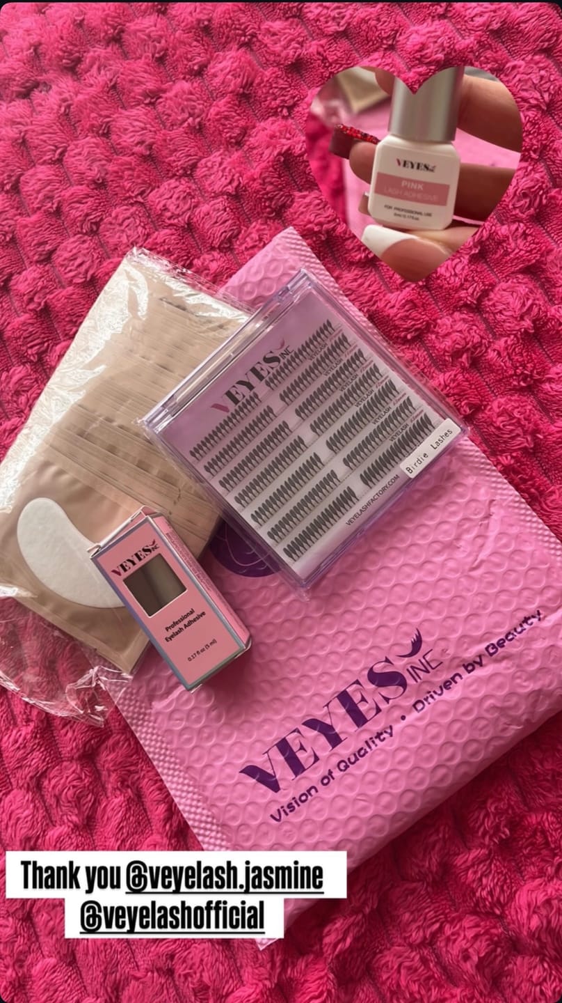 Customer photo review of Multi Color Lash Glue