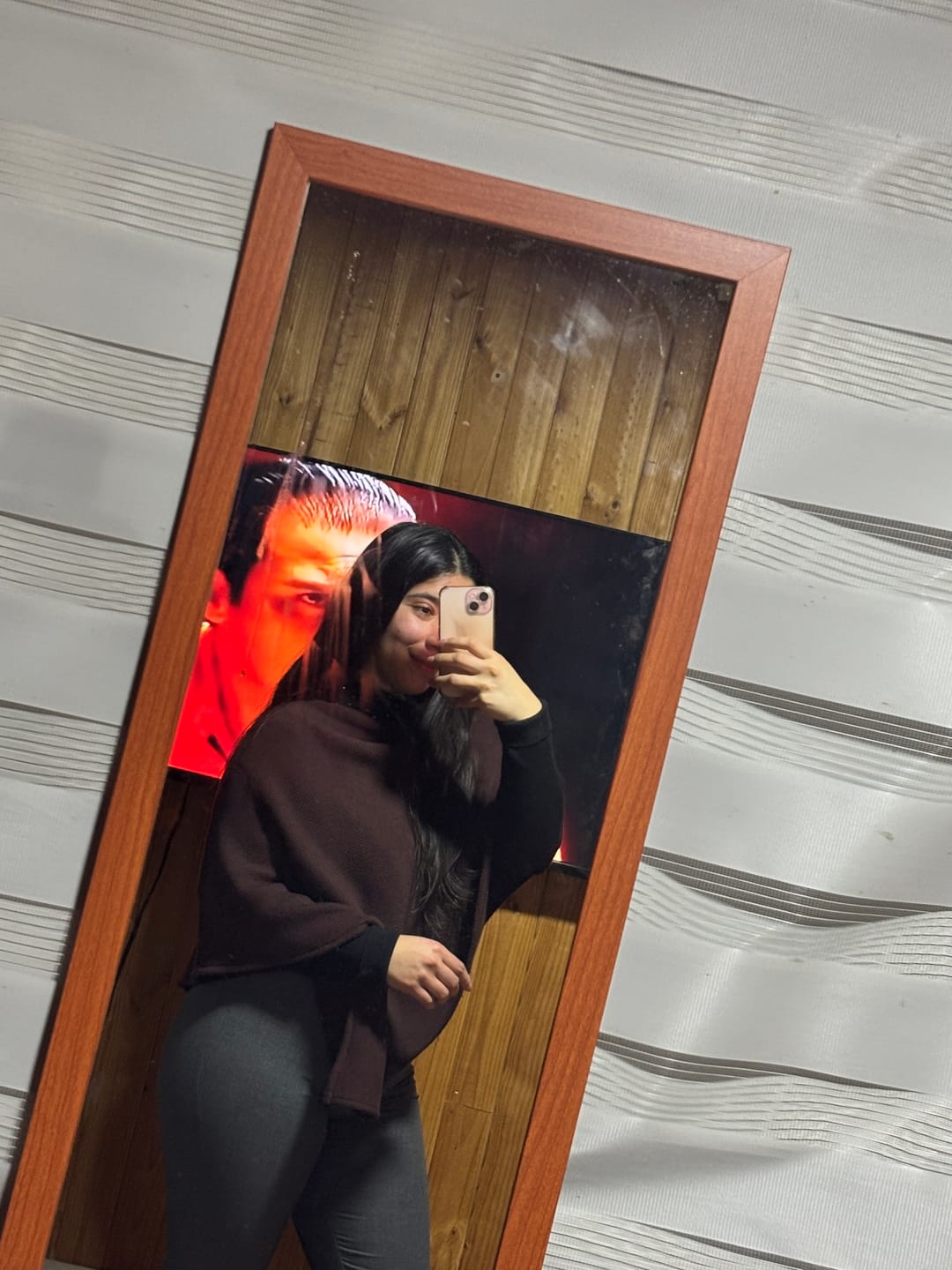 Customer photo review of SWEATER CHARLOTTE CAFÉ - PONCHO ASIMÉTRICO MANTA DE ALGODÓN