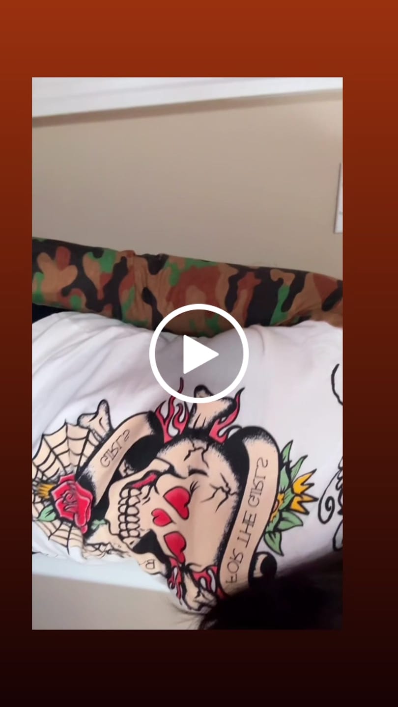 Customer video review of FOR THE GIRLS RAGLAN