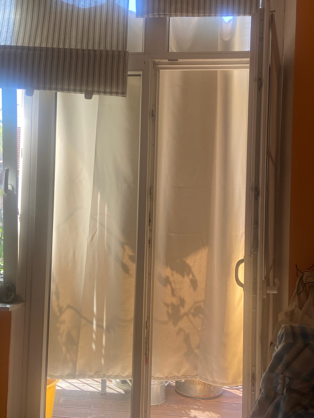 Customer photo review of Outdoor Vorhang – Wasserdicht und Blackout, Tap Top, 132 cm Breite