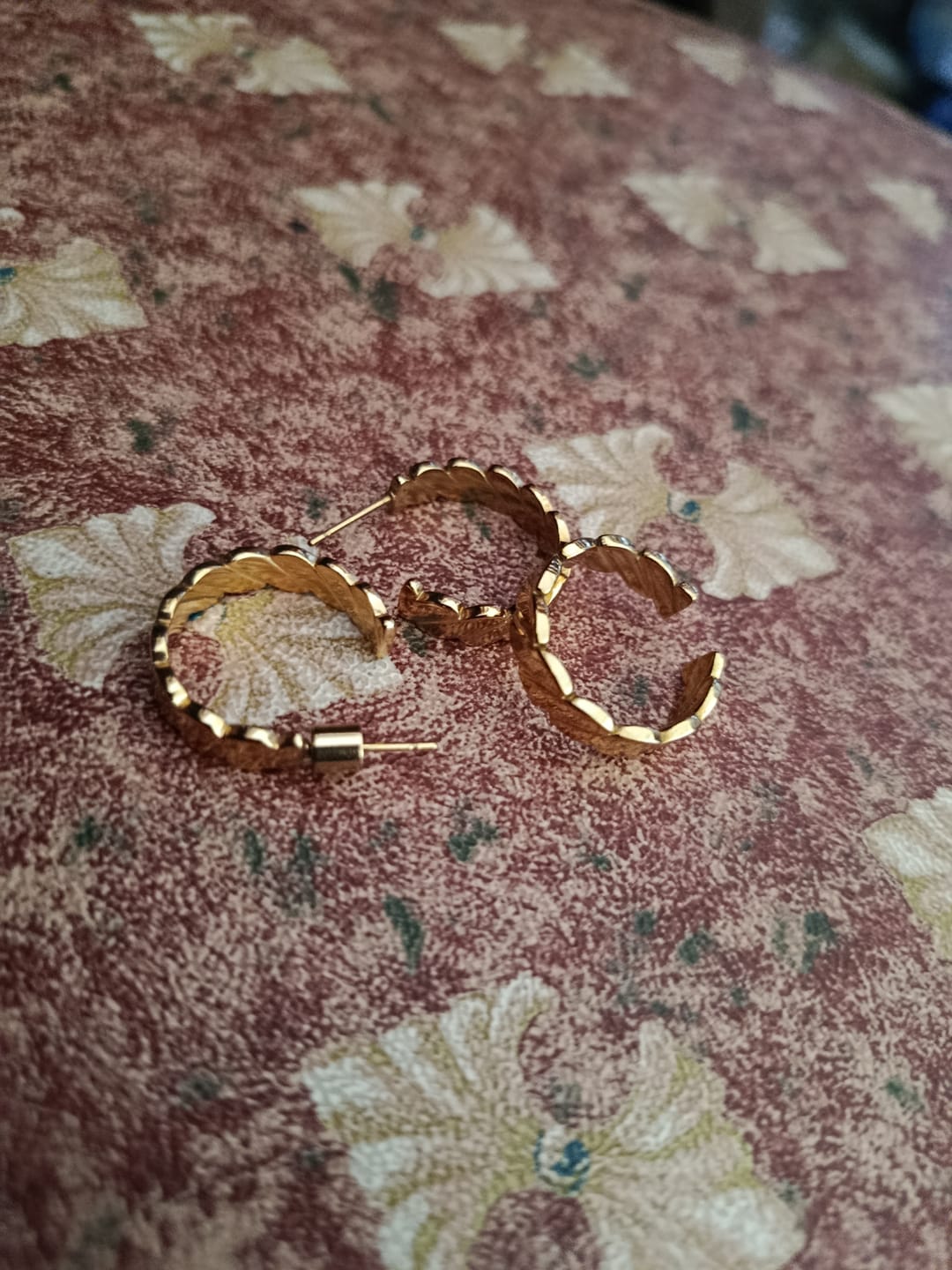 Customer photo review of Hillary Ring