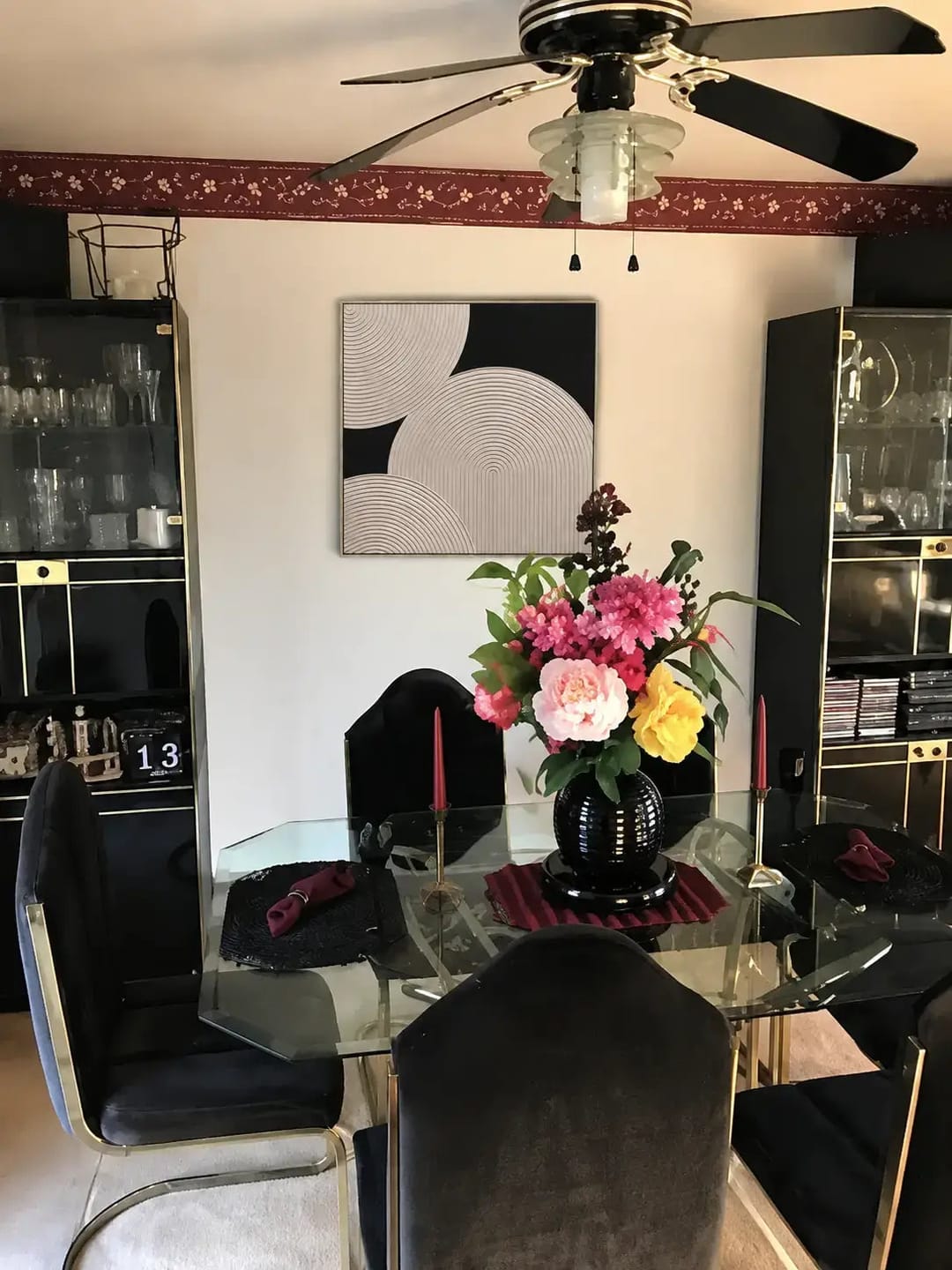 Customer photo review of Sculpted Minimalist Arcs