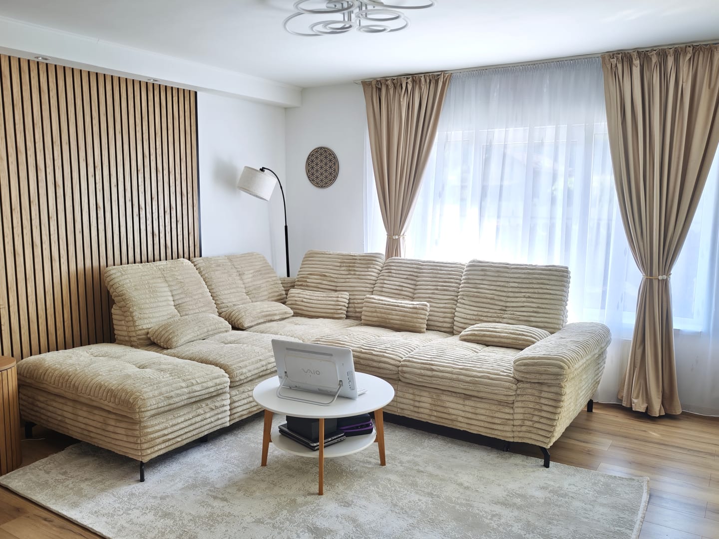 Customer photo review of Covor, Anemon ,Living, Moderne ,Premium -F032A CREAM L.BEIGE