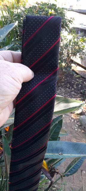 Customer photo review of Ties2you Silk Black Necktie Red Striped Business Suit Tie Pocket Square Cufflinks Set