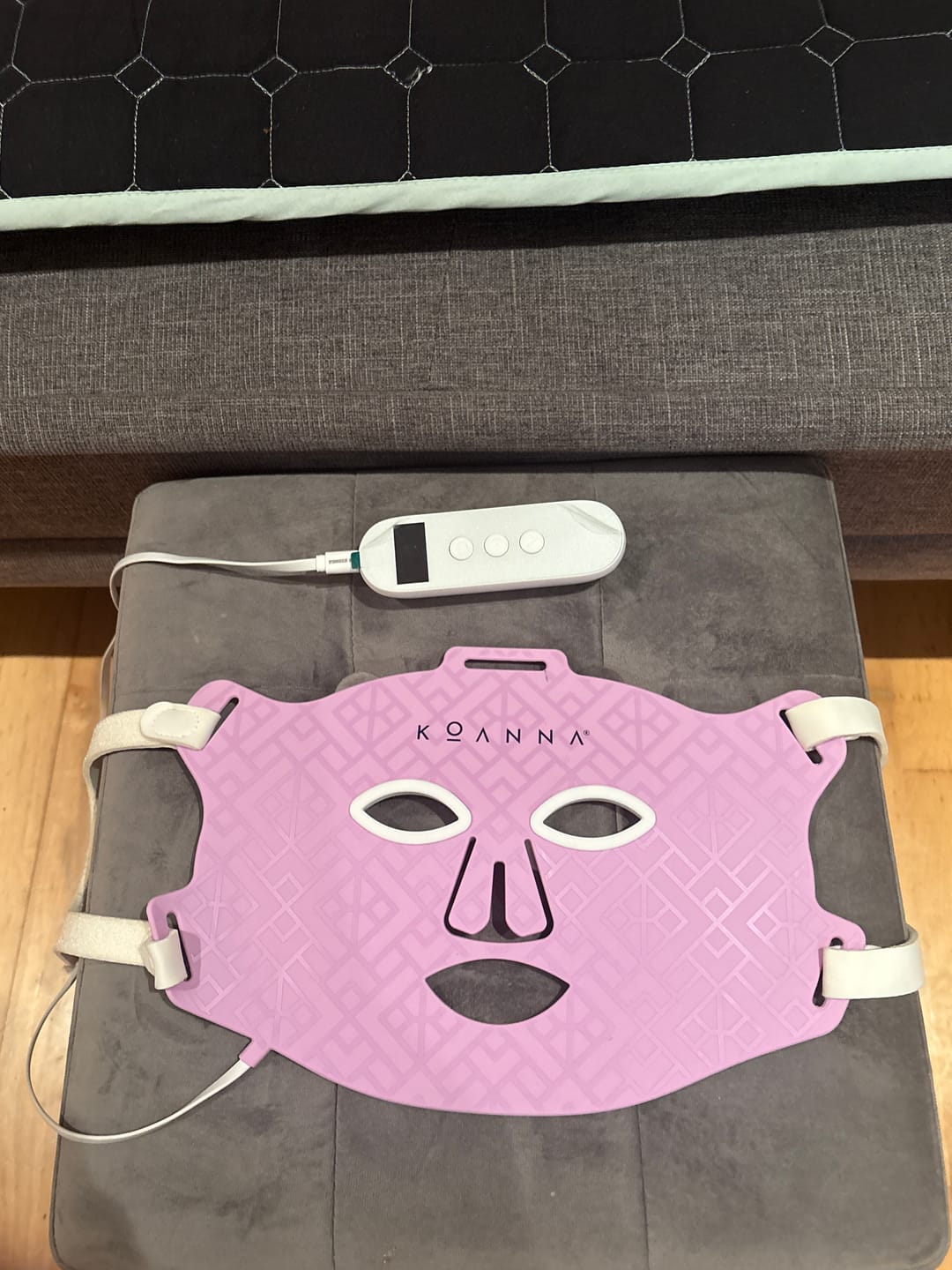 Customer photo review of Koanna® MultiGlo™ LED Light Therapy Mask