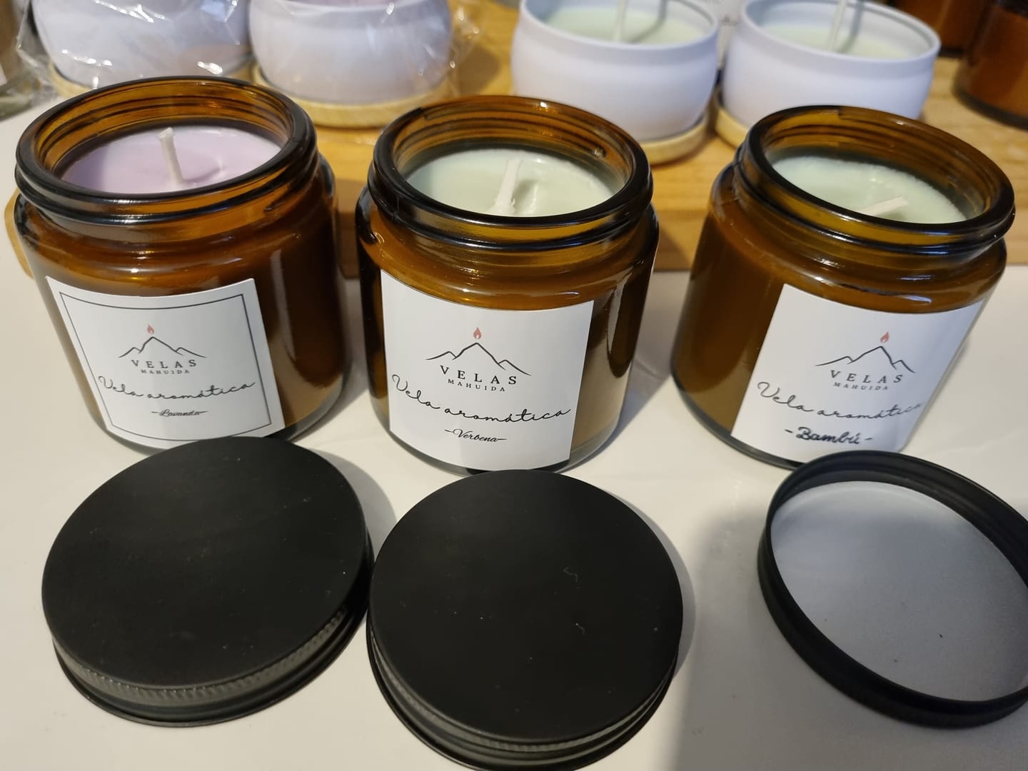 Customer photo review of Pack 30 Pote frasco velas vidrio ámbar 100 ml tapa negra mate