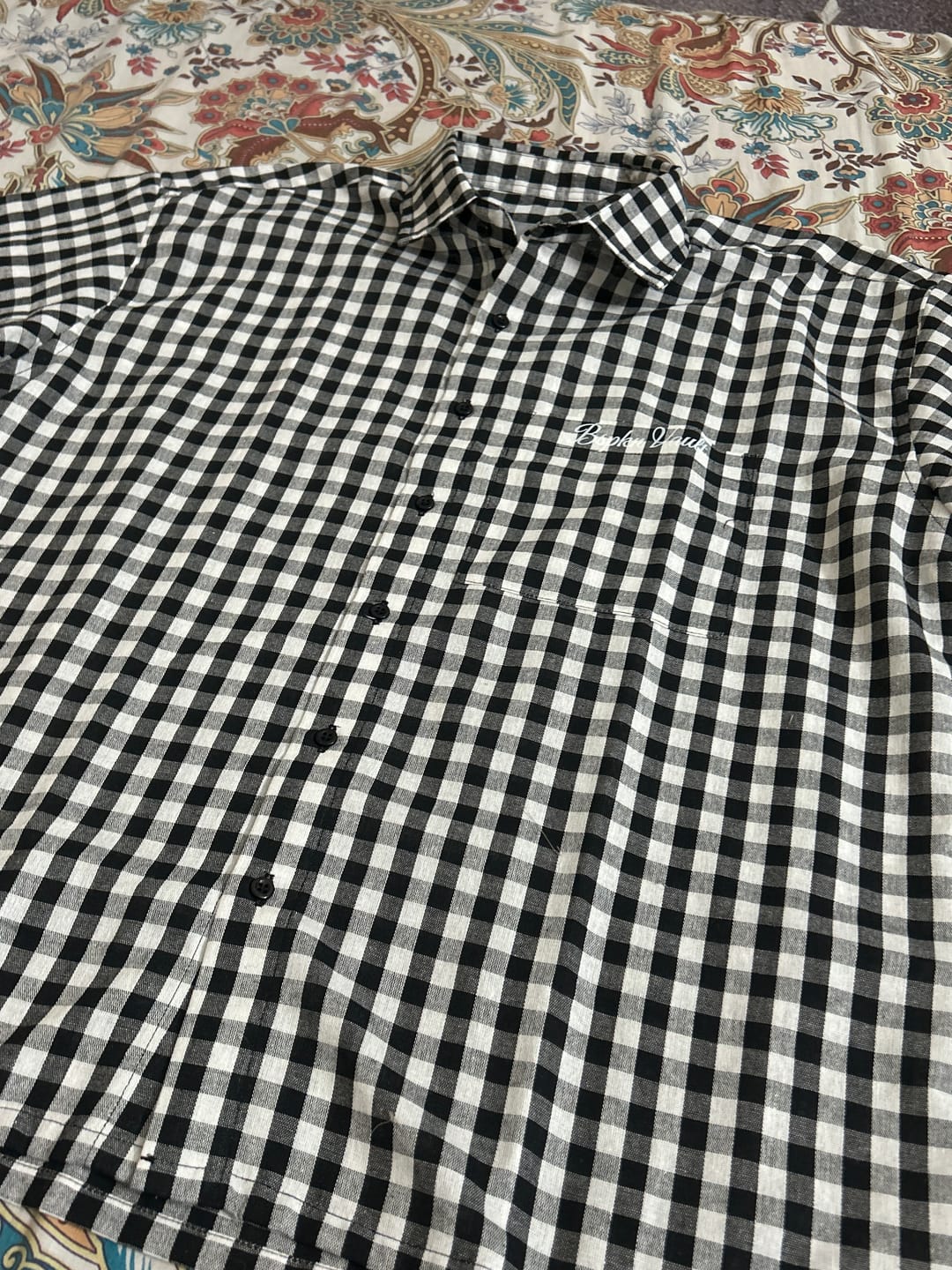 Customer photo review of THE ANARCHY CHECK BOXY-FIT SHIRT