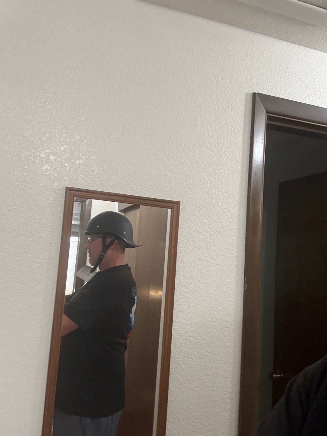 Customer photo review of Lightweight Reversible DOT Curve Helmet / Matte Black