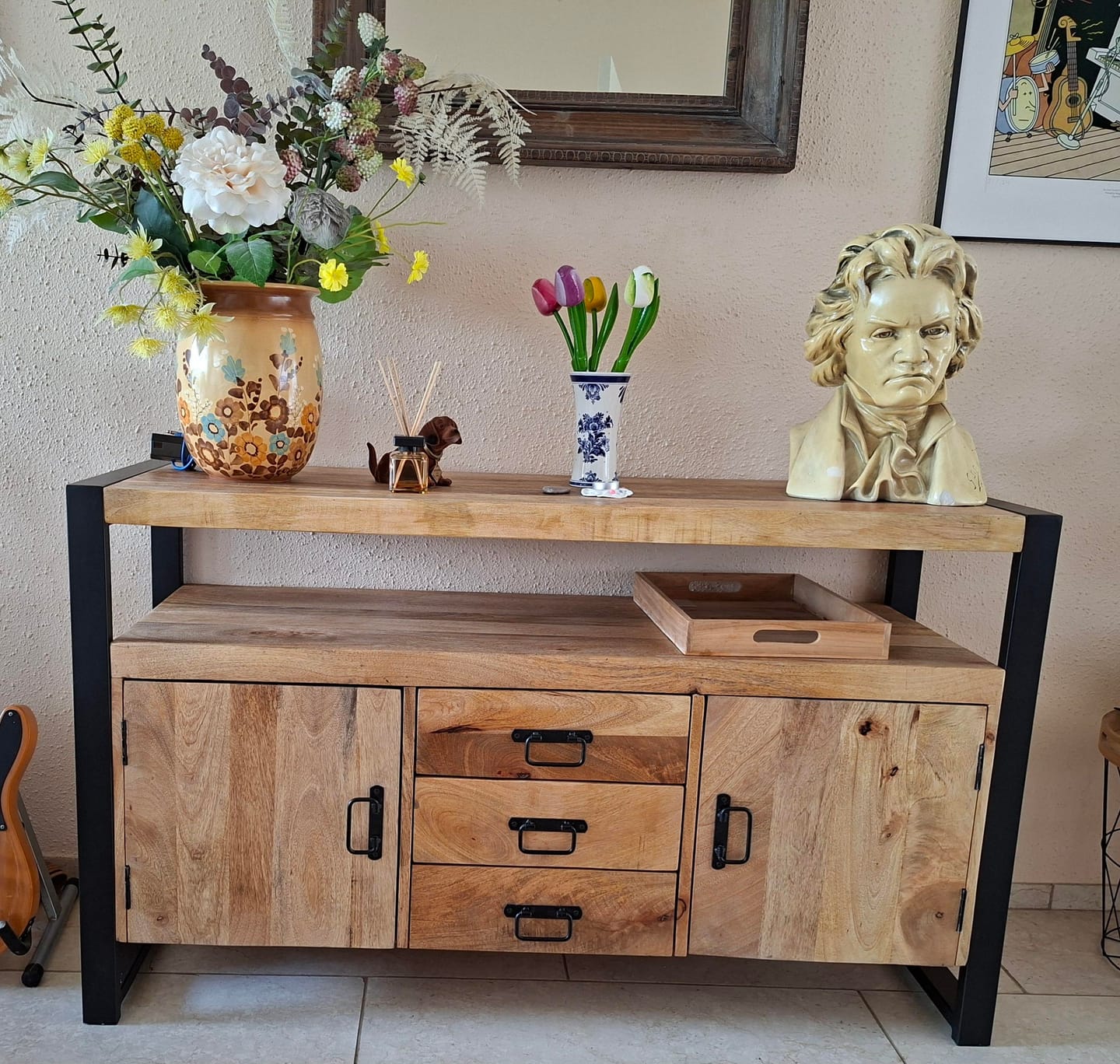Customer photo review of Sidetable Britt | robuuste wandtafel van mangohout en staal | 135x45x80cm