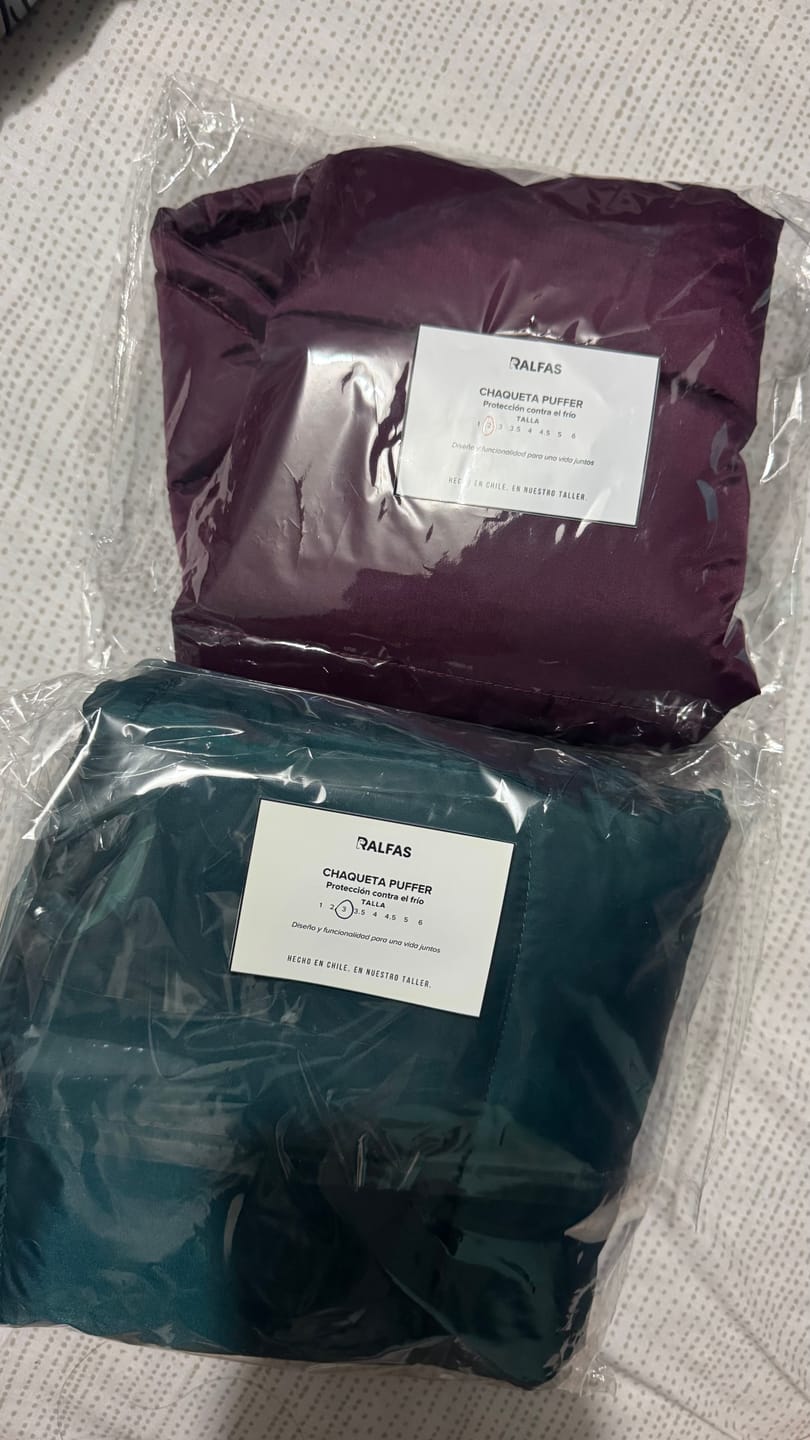 Customer photo review of Chaqueta Puffer Burdeo