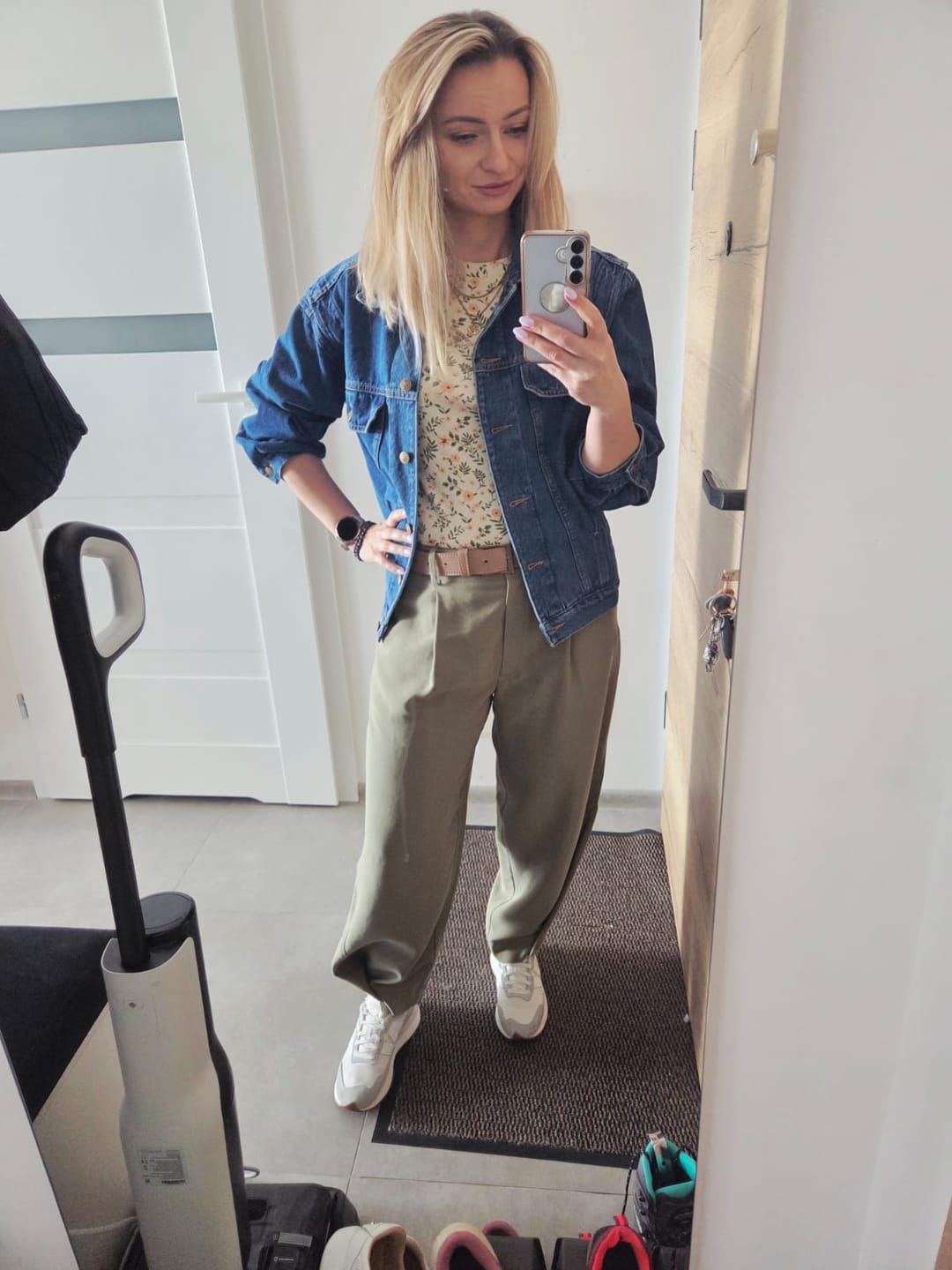 Customer photo review of Spodnie EMMA EUCALIPTO