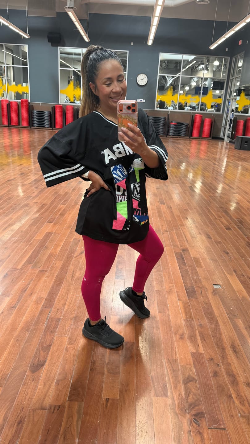 Customer photo review of Dale-Z Oversized Sports Jersey