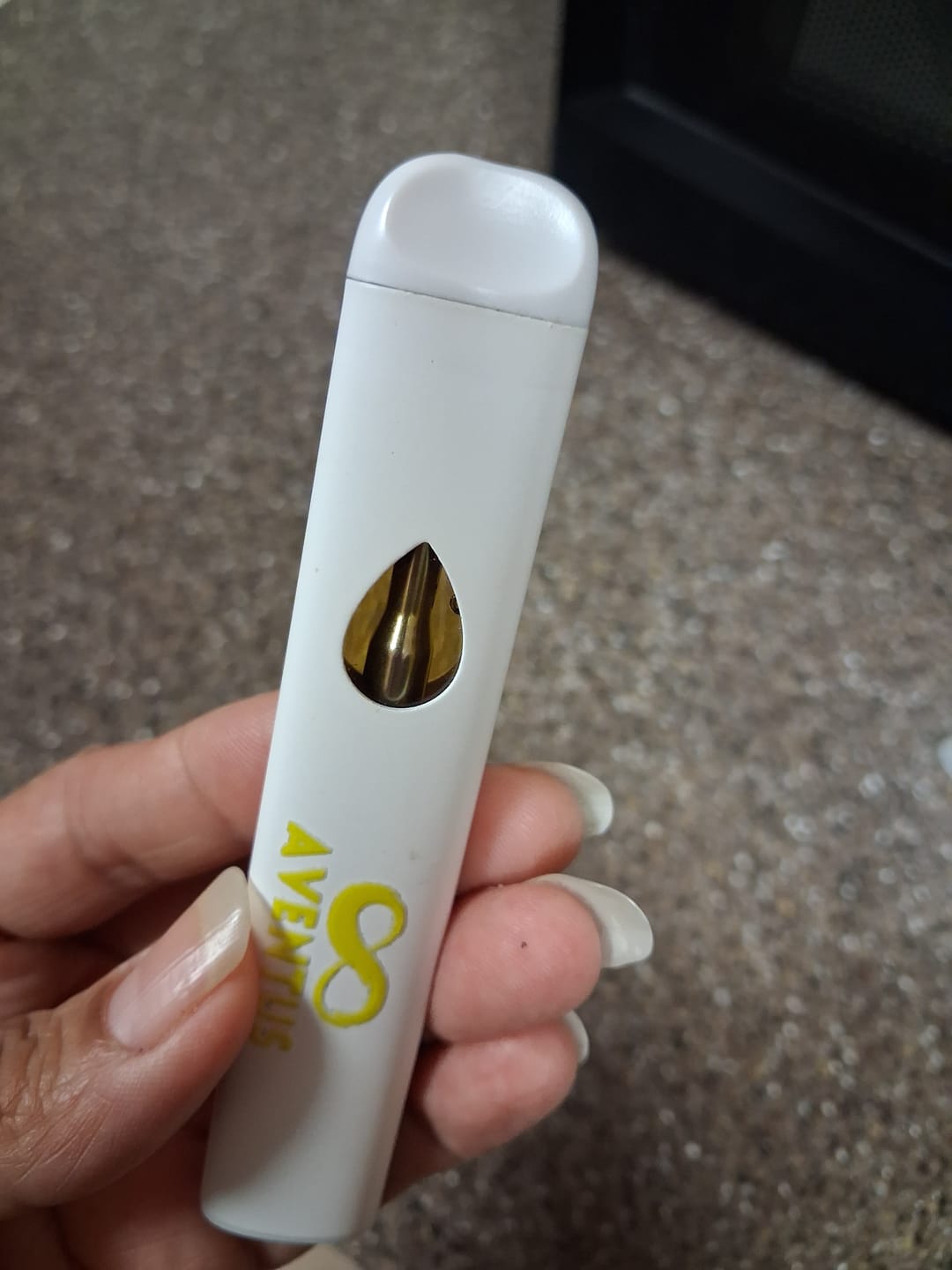 Customer photo review of Disposable Vape 2G Delta 9 Purple haze Sativa