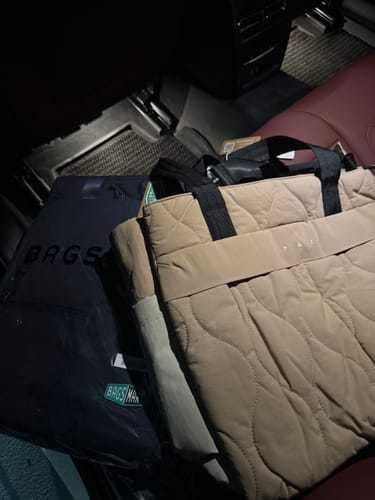 Customer photo review of Paz 23L Tote II