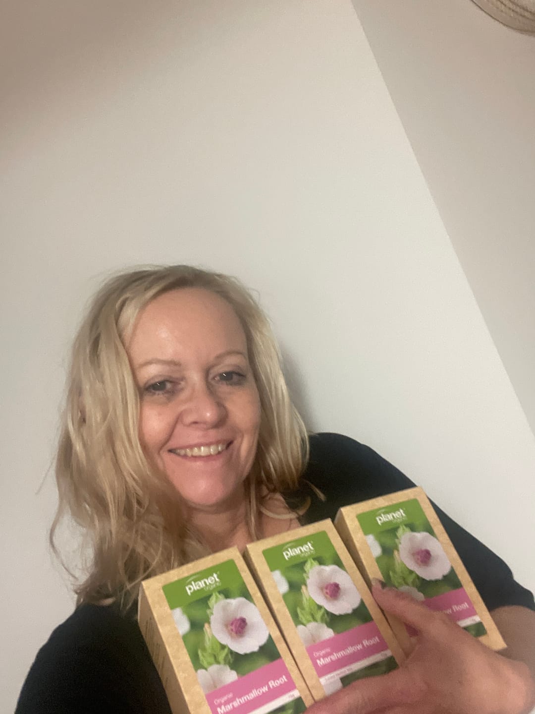Customer photo review of Marshmallow Root Loose Leaf Tea 75g - Certified Organic