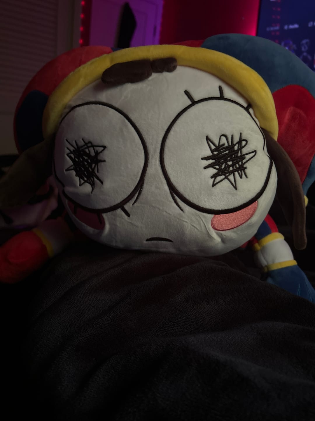 Customer photo review of Big Pomni Plush
