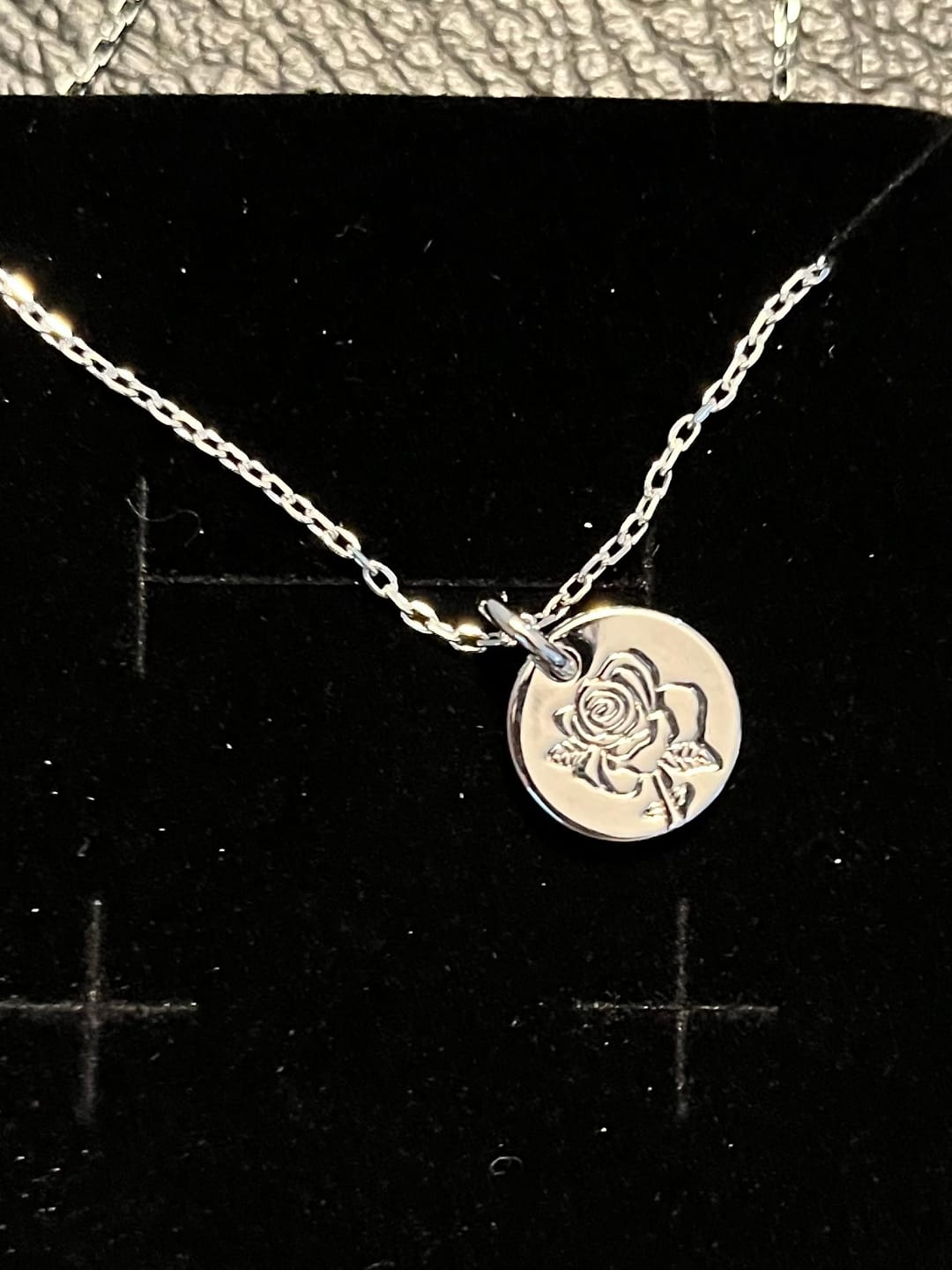 Customer photo review of Floral 18k White Gold Plated Engraved Birth Month Flower Pendant Necklace