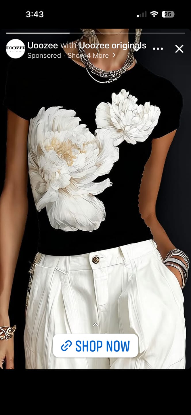 Customer photo review of Short Sleeves Contrast Color Flower Print Round-Neck T-Shirts Tops