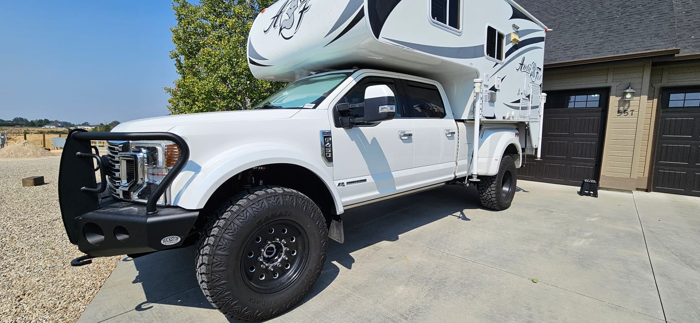 Customer photo review of Commandant ATX