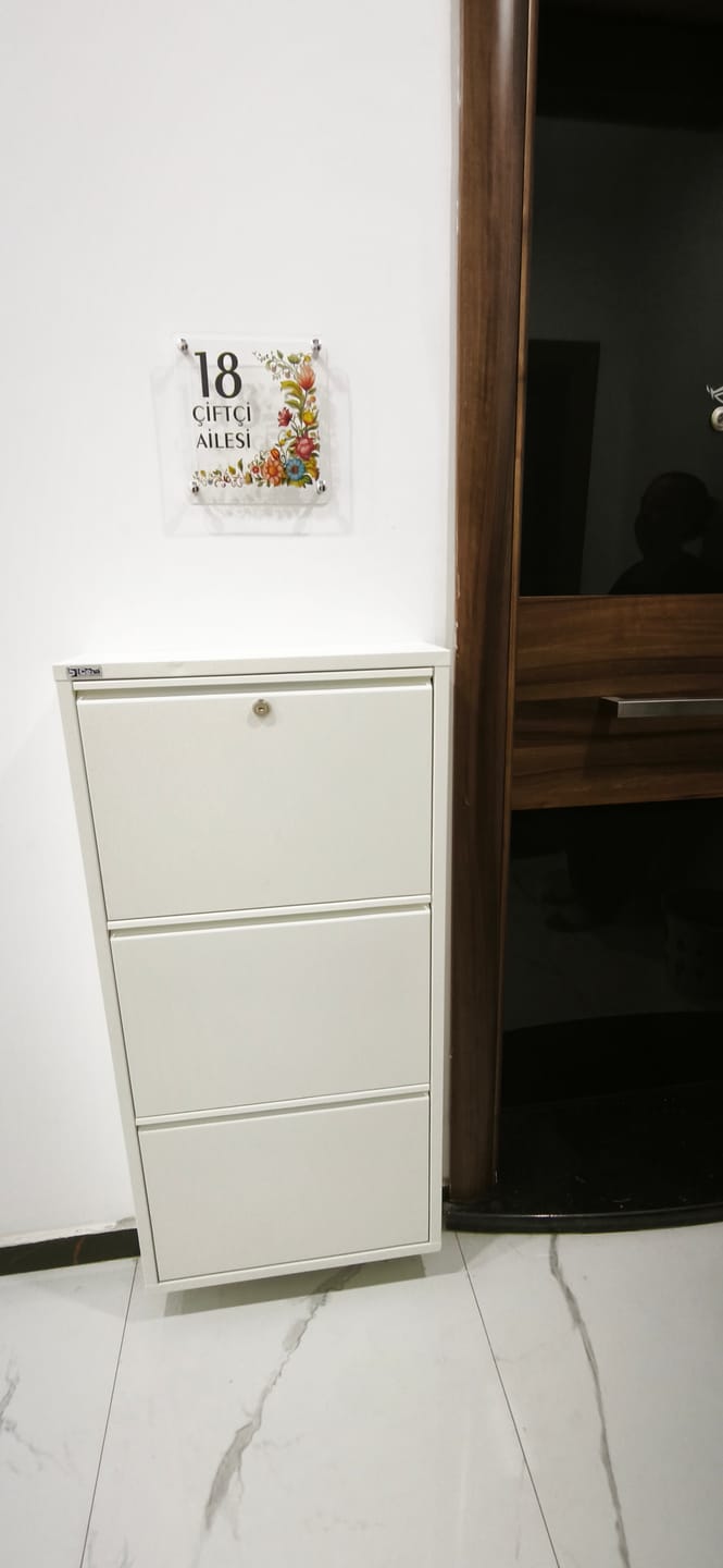 Customer photo review of Çiçek Desenli Zarif Daire Kapı Tabelası