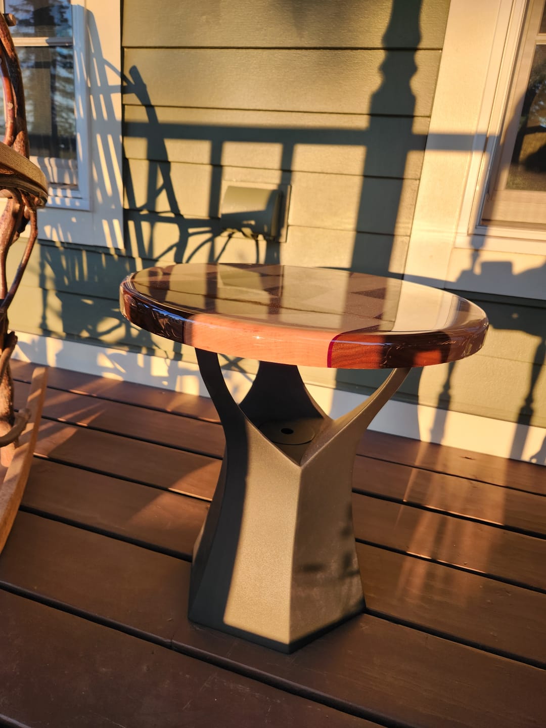 Customer photo review of Coffee Table Base 16.1" H Tree Trunk for Modern Round Top - 106S Namu