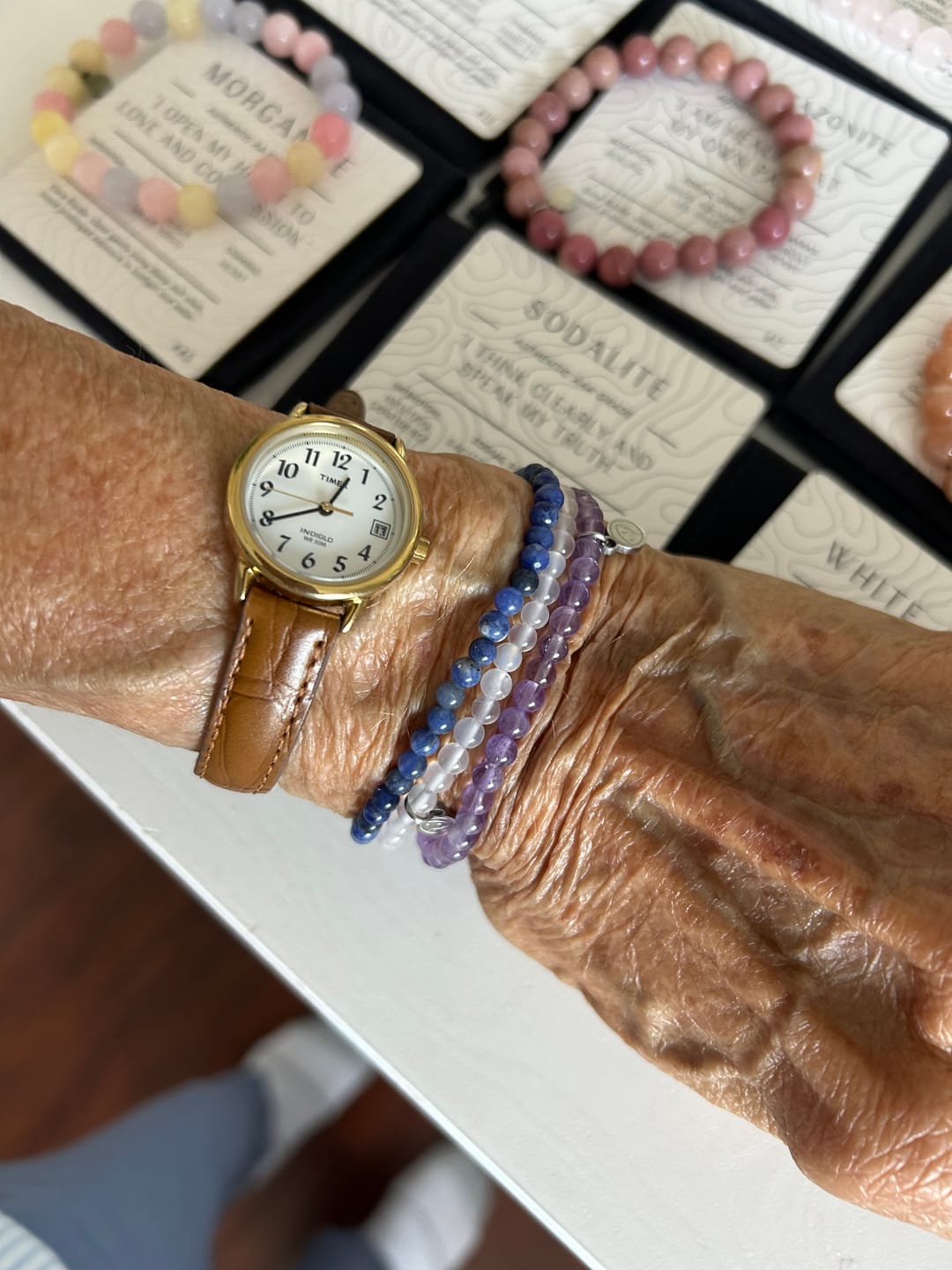 Customer photo review of Leo Vulnerability Bracelet Pack Mini