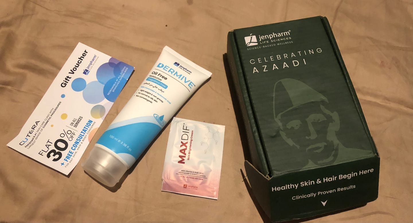 Customer photo review of Dermive Oil-Free Fragrance Free Moisturizer