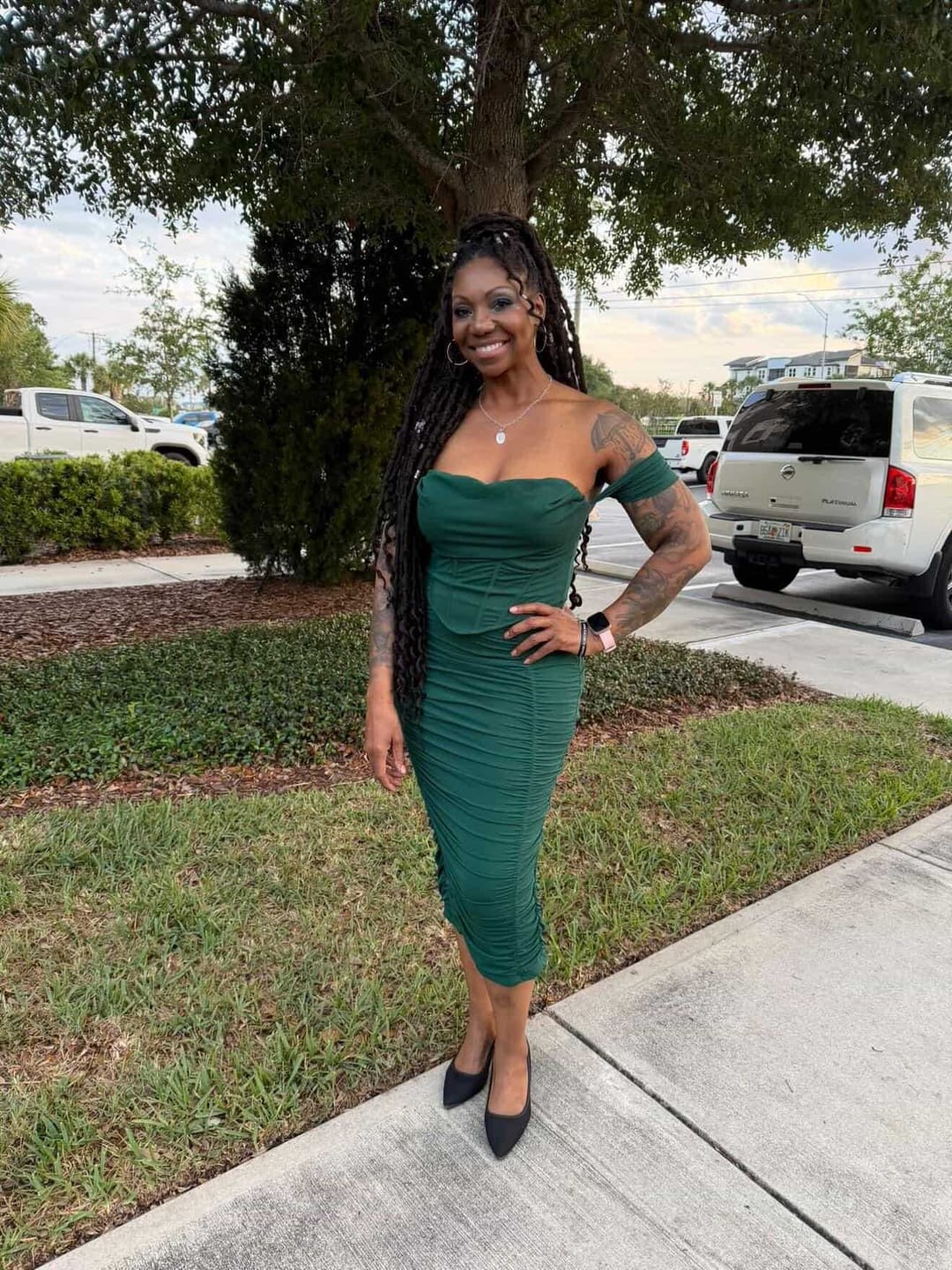 Customer photo review of Scarlett Midi Dress